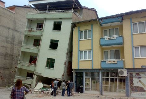 2011 simav depremi
